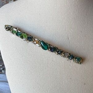 Luxurious Emerald and Gold Hair Clip